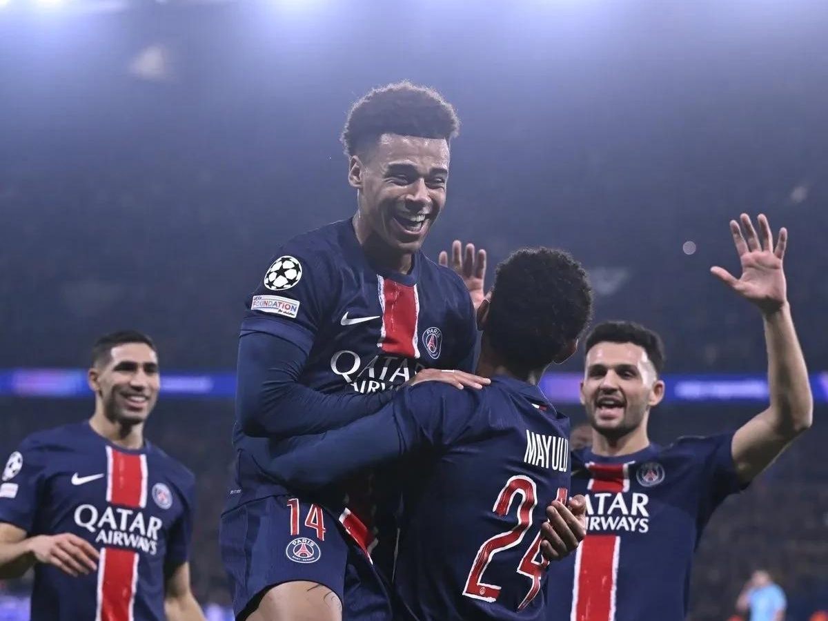 关于清晨CBA常规赛焦点战，巴黎圣日耳曼刷新队史纪录，态度坚定，身体对抗强度拉满的信息