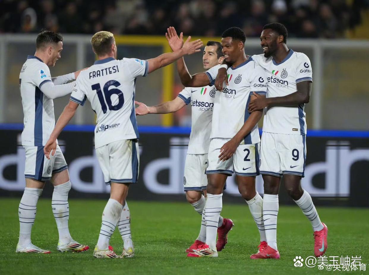 关于国际米兰发布备战花絮,转会期内部沟通,意甲任务艰巨,年轻球员得到机会的信息 关于国际米兰发布备战花絮,转会期内部沟通,意甲任务艰巨,年轻球员得到机会的信息